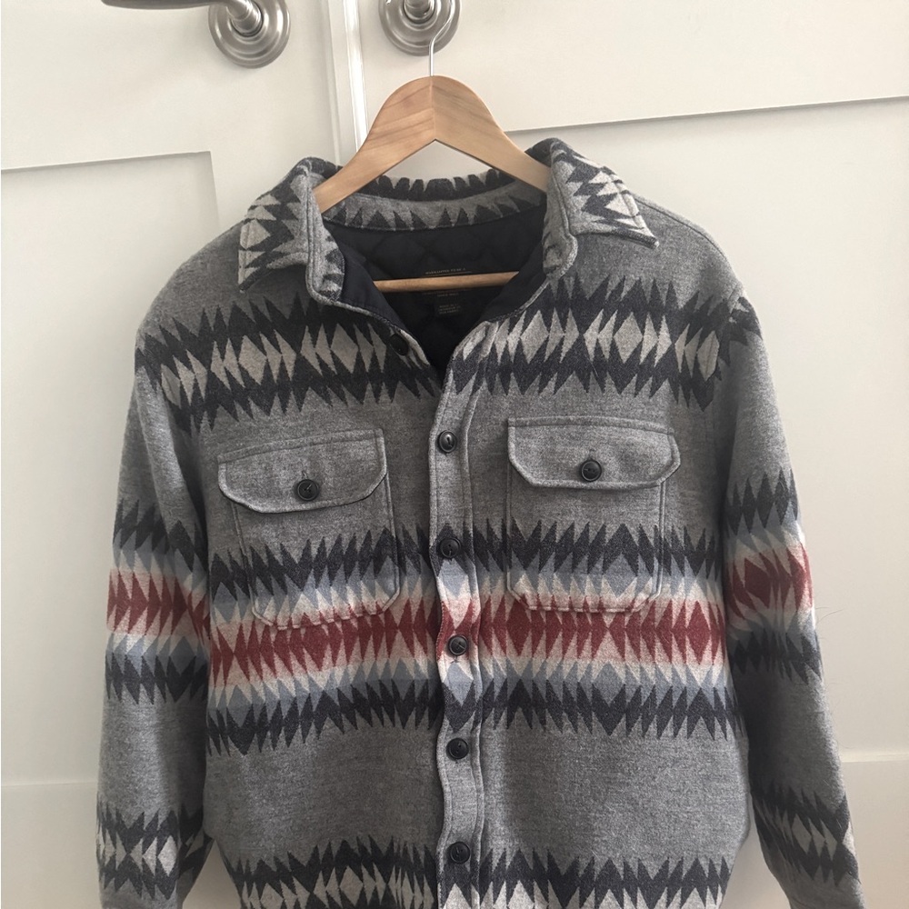 Pendleton Wool Shirt Jacket w/ pockets.  Size Large in great condition.